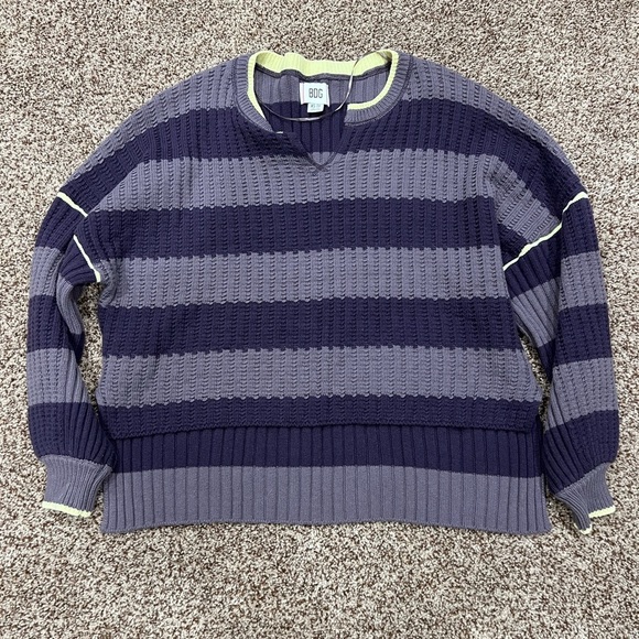 BDG Sweater - Picture 1 of 3